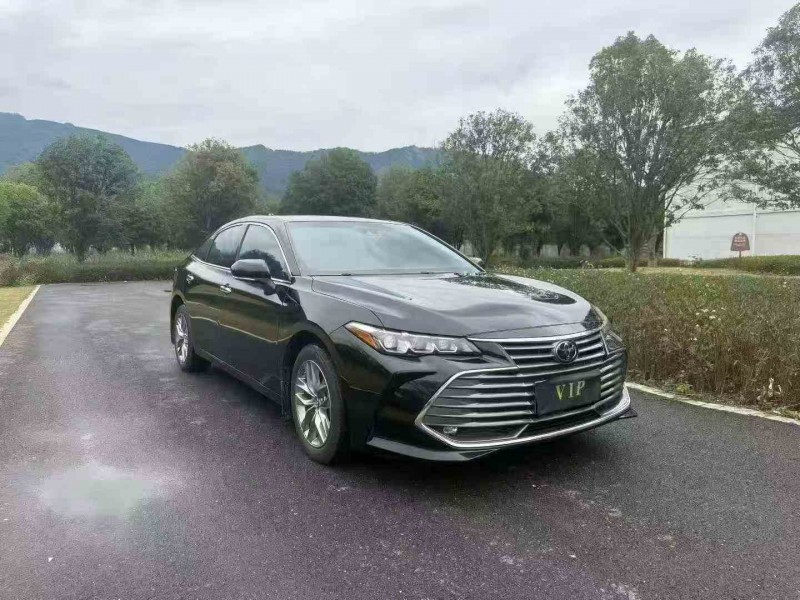 桂林22年丰田亚洲龙3