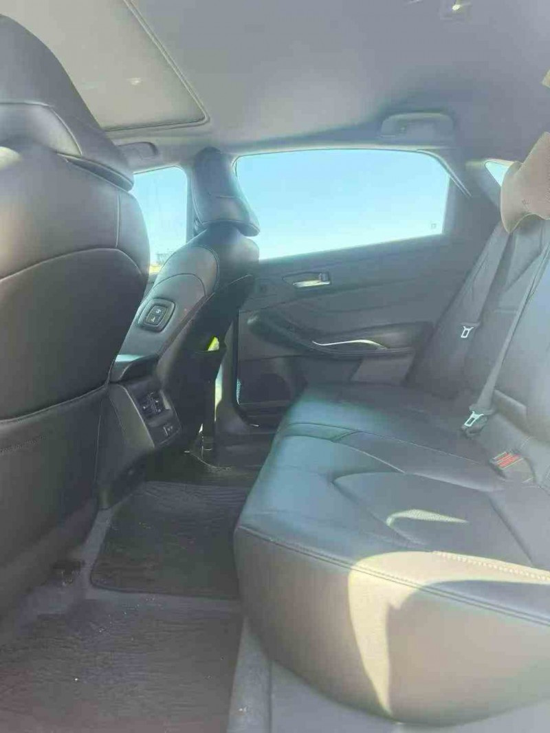 贵港23年丰田亚洲龙6