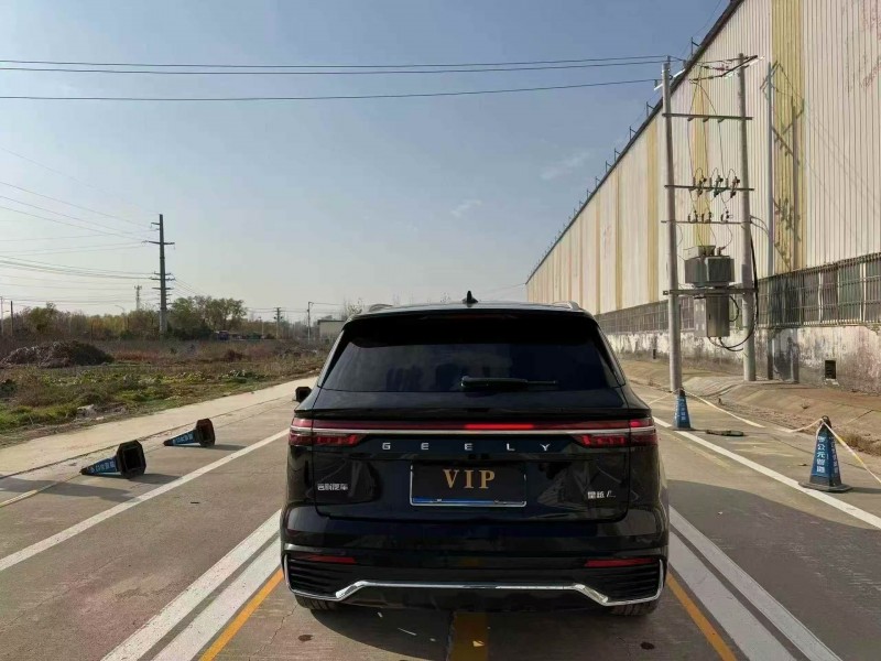菏泽23年吉利星越9
