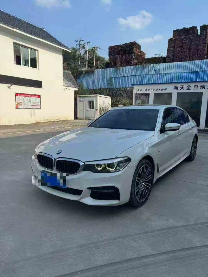 重庆18年宝马5系3