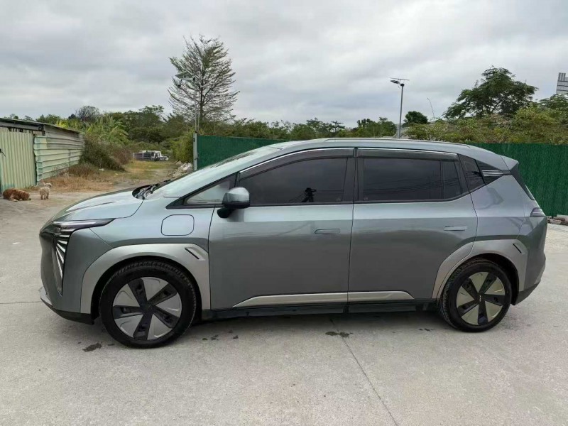 中山23年传祺埃安Y5