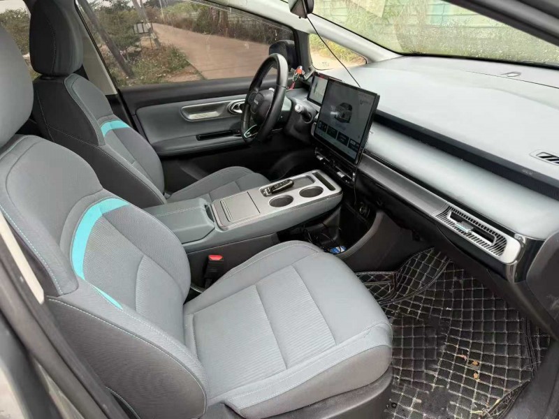 中山23年传祺埃安Y9