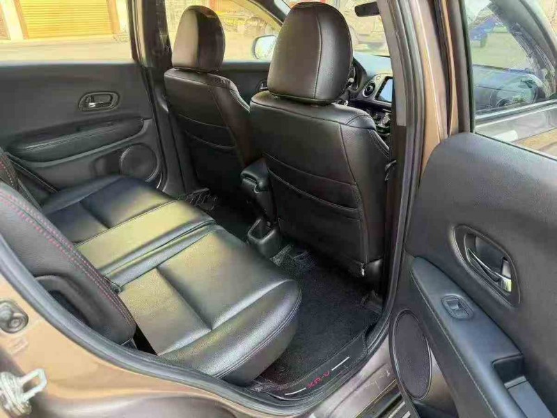 贵港19年本田XRV8