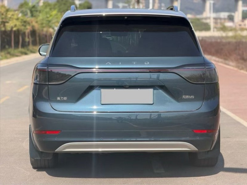 东莞24年华为智选问界9