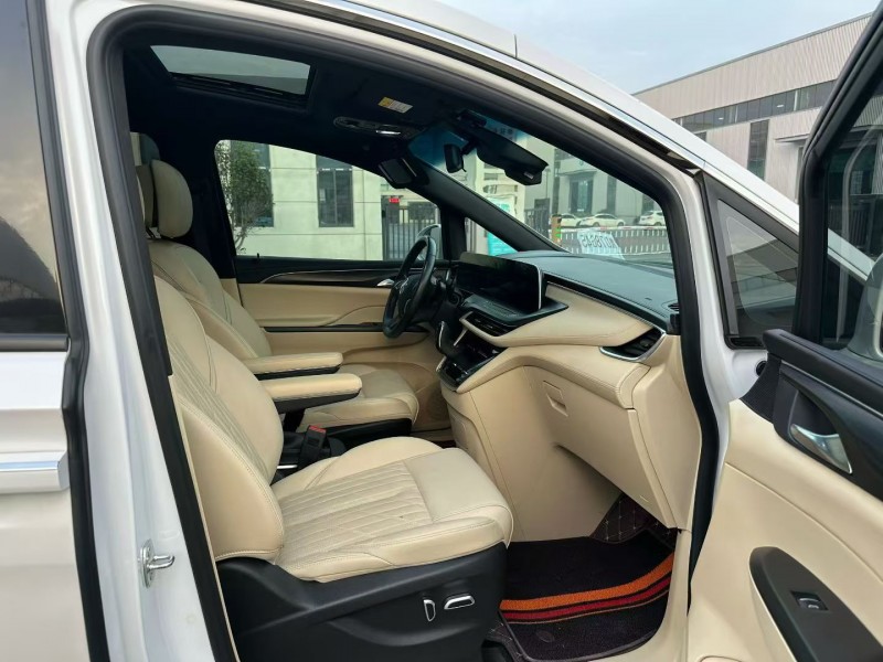 徐州22年别克GL85