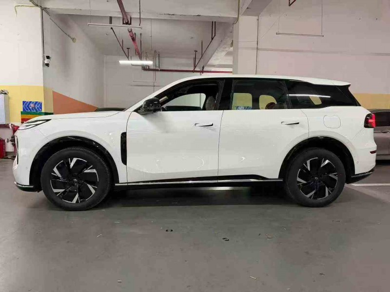 重庆25年长安汽车启源3