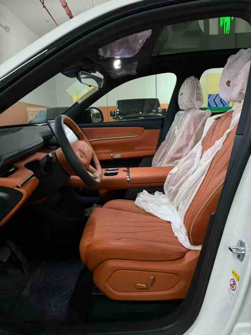 重庆25年长安汽车启源6