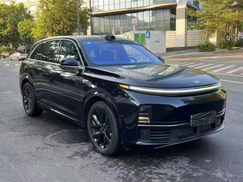 广州23年理想L72