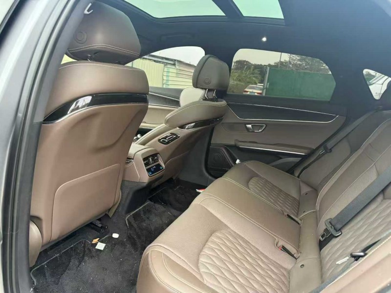 中山20年比亚迪汉6