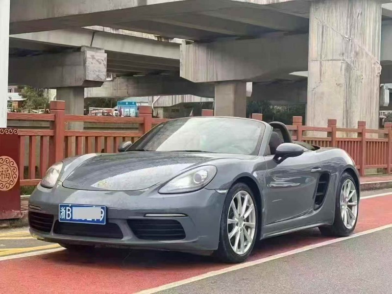 广州17年保时捷7182