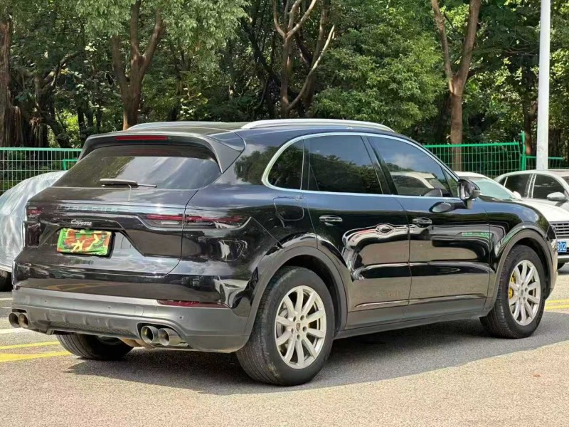 东莞18年保时捷卡宴4