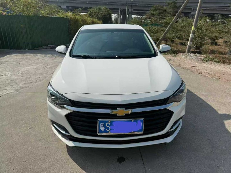 中山22年雪佛兰科鲁泽1