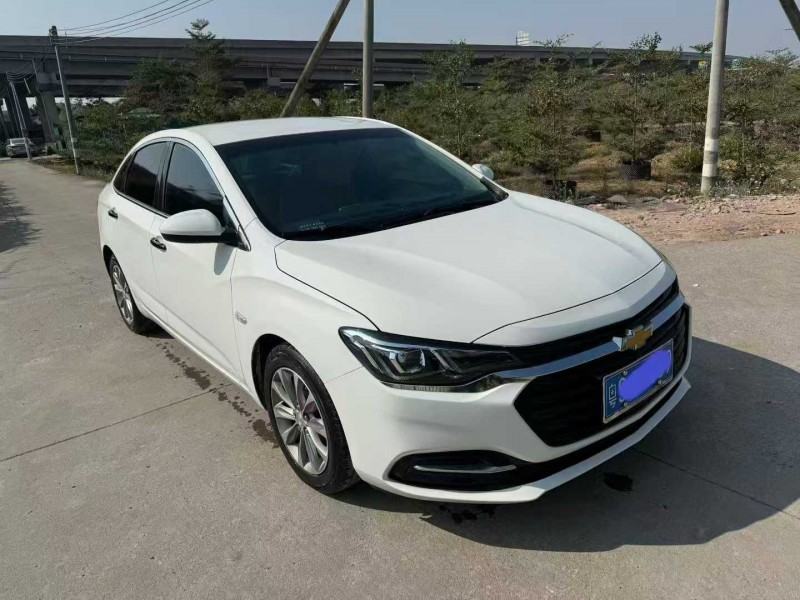 中山22年雪佛兰科鲁泽2