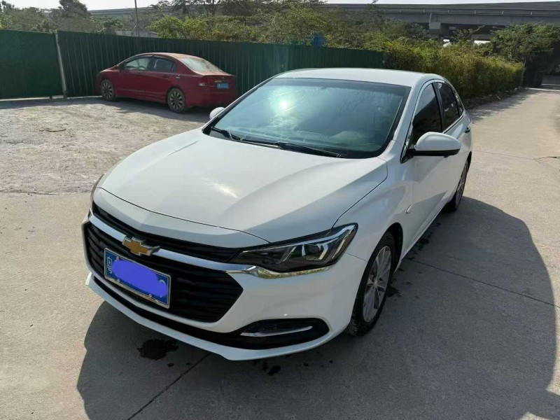 中山22年雪佛兰科鲁泽6