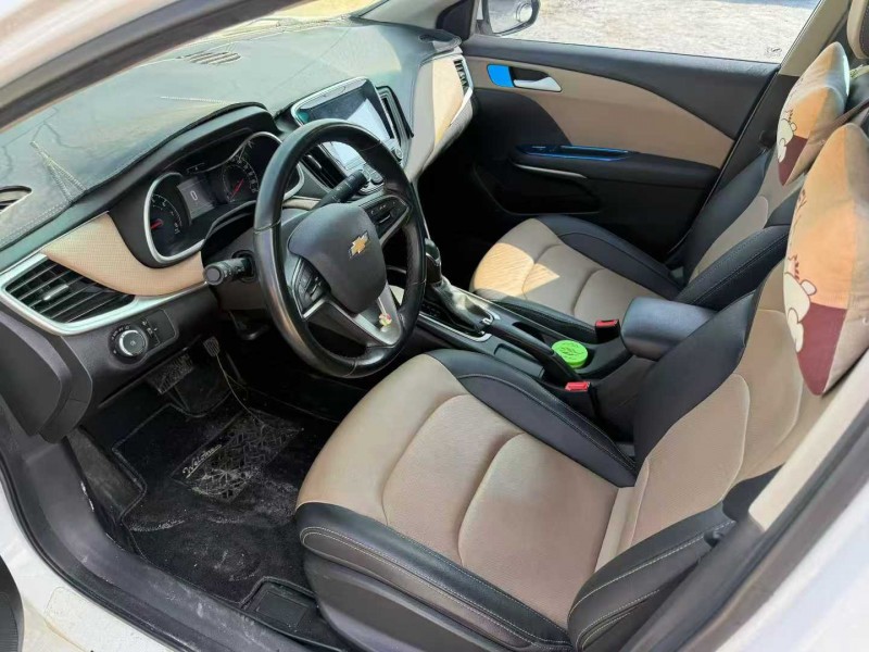 中山22年雪佛兰科鲁泽7