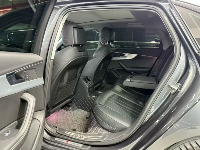 深圳22年奥迪A4L5