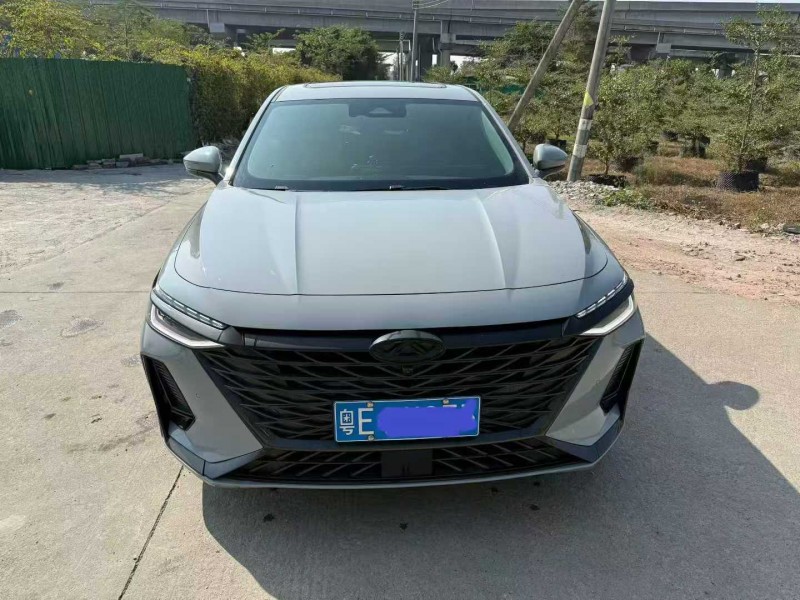 中山24年奇瑞艾瑞泽1