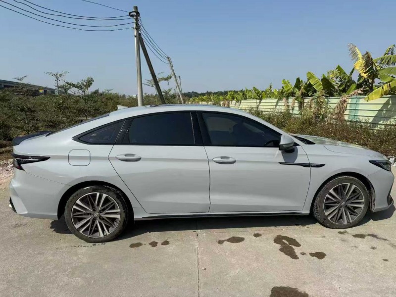 中山24年奇瑞艾瑞泽3