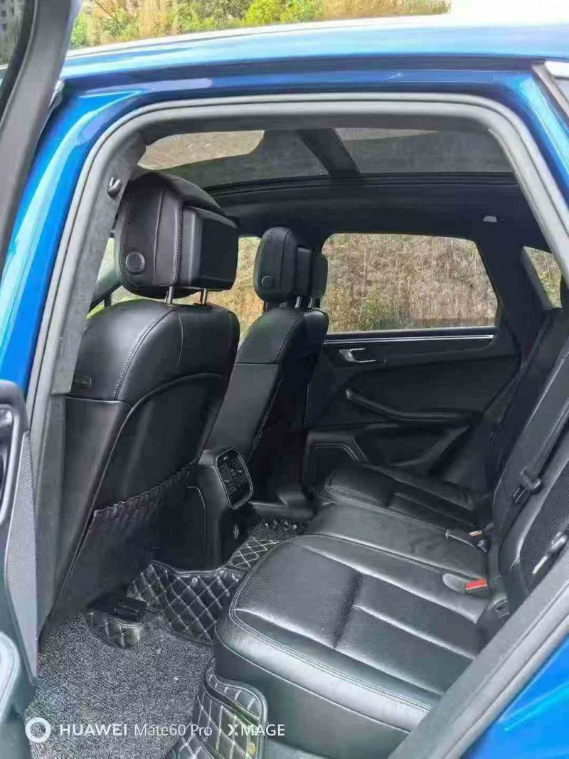 钦州17年保时捷Macan5