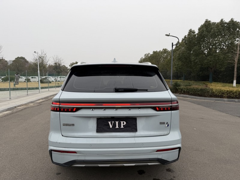 盐城22年吉利星越9