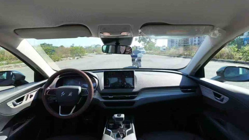 钦州25年红旗E-QM54