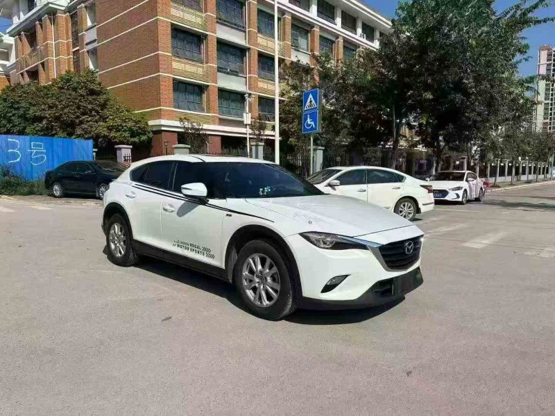 钦州18年马自达CX-42