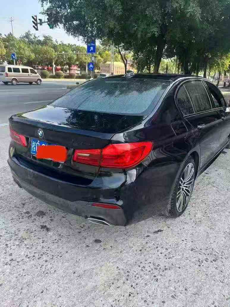 桂林18年宝马5系9