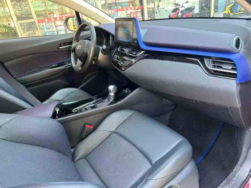 南平20年丰田CHR6