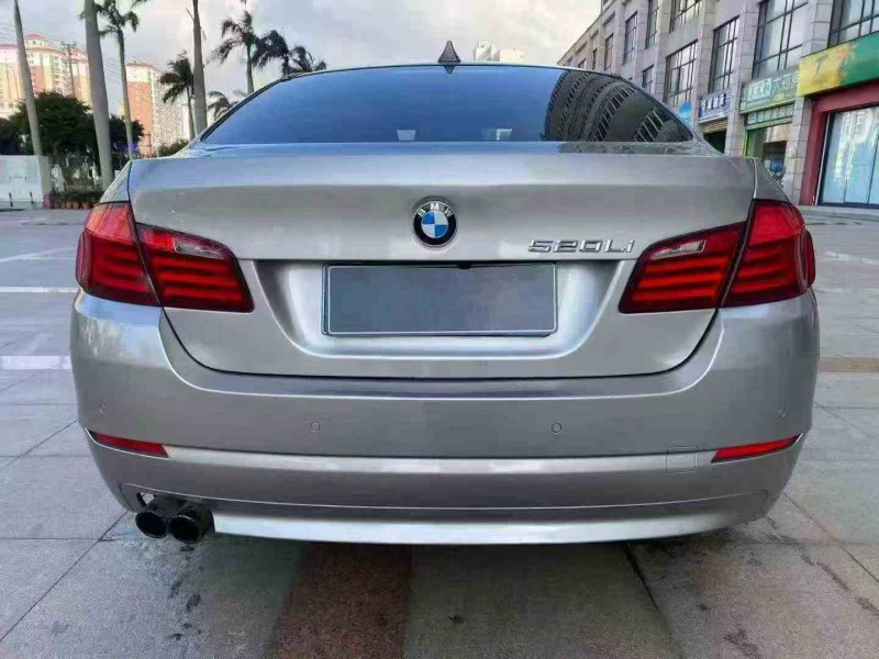 万宁12年宝马5系9