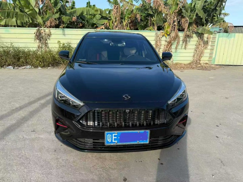 中山23年江淮思皓1