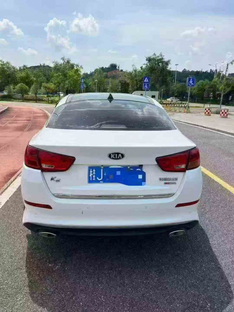 柳州15年起亚K59