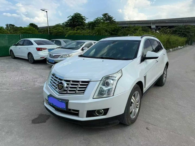 中山16年凯迪拉克SRX6