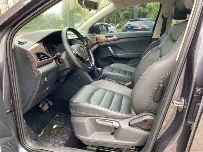 五指山19年大众途岳6