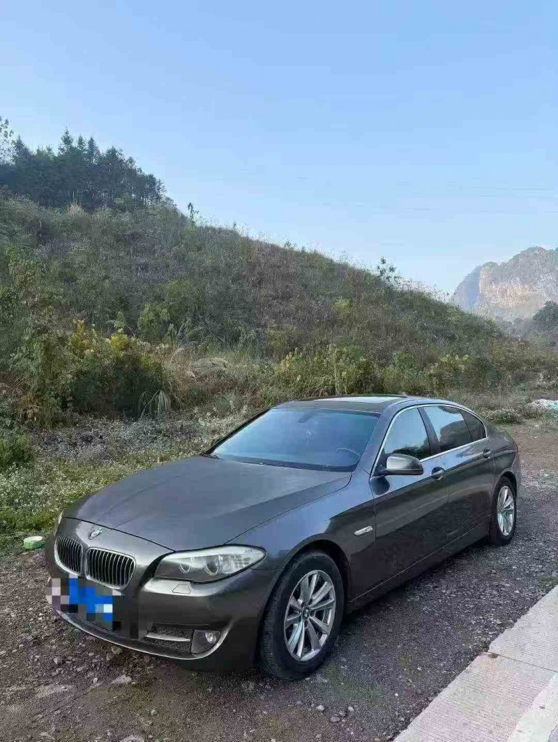 贵港13年宝马5系3