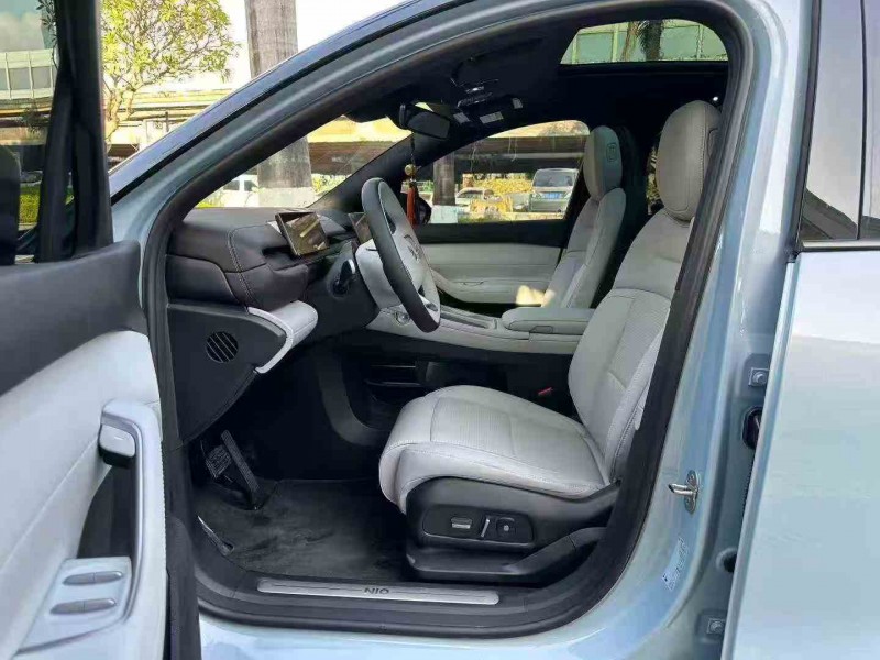 珠海25年蔚来ES64