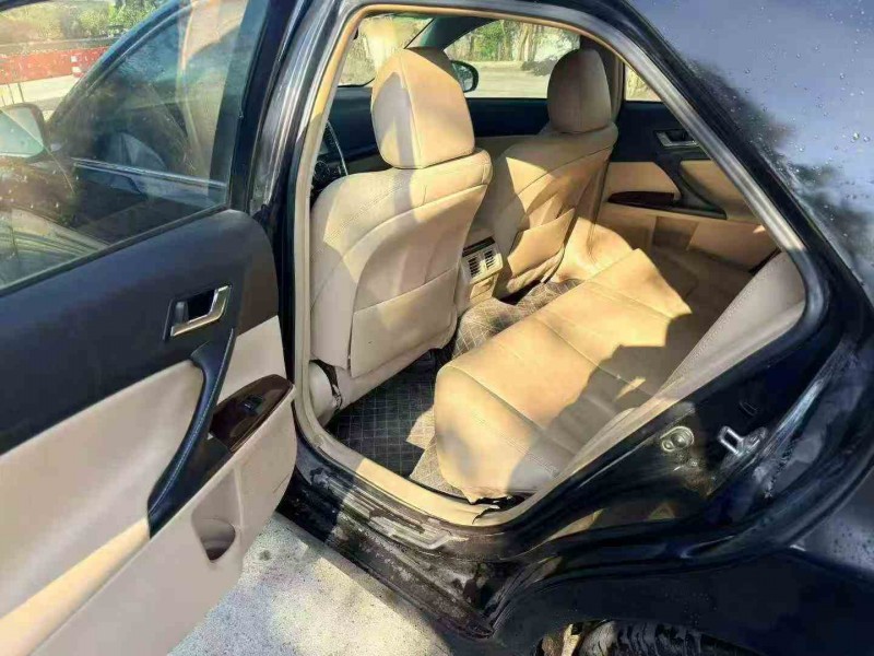 梧州10年丰田锐志5