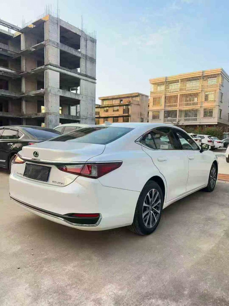 梧州24年雷克萨斯ES7