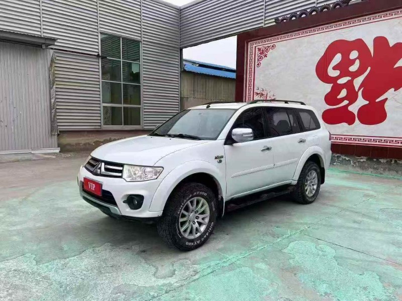 枣庄17年三菱帕杰罗·劲畅2