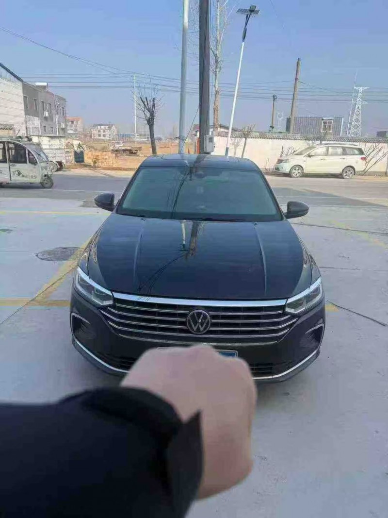 菏泽23年大众朗逸1