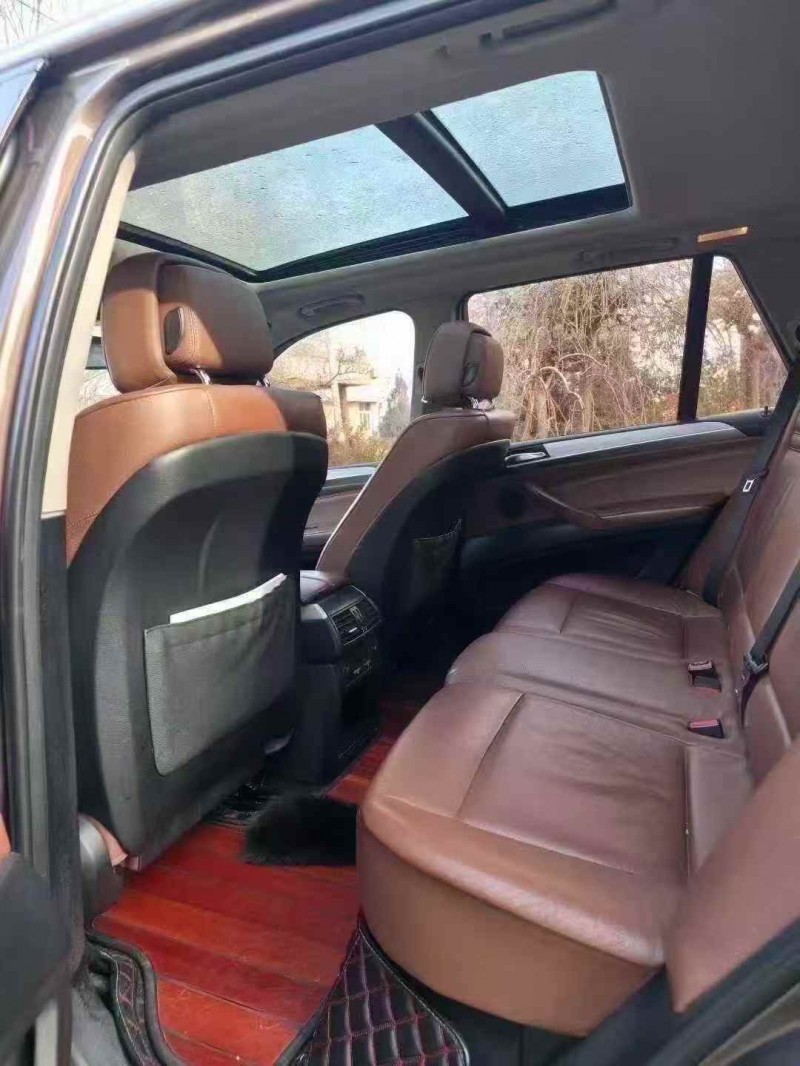 淄博13年宝马X54