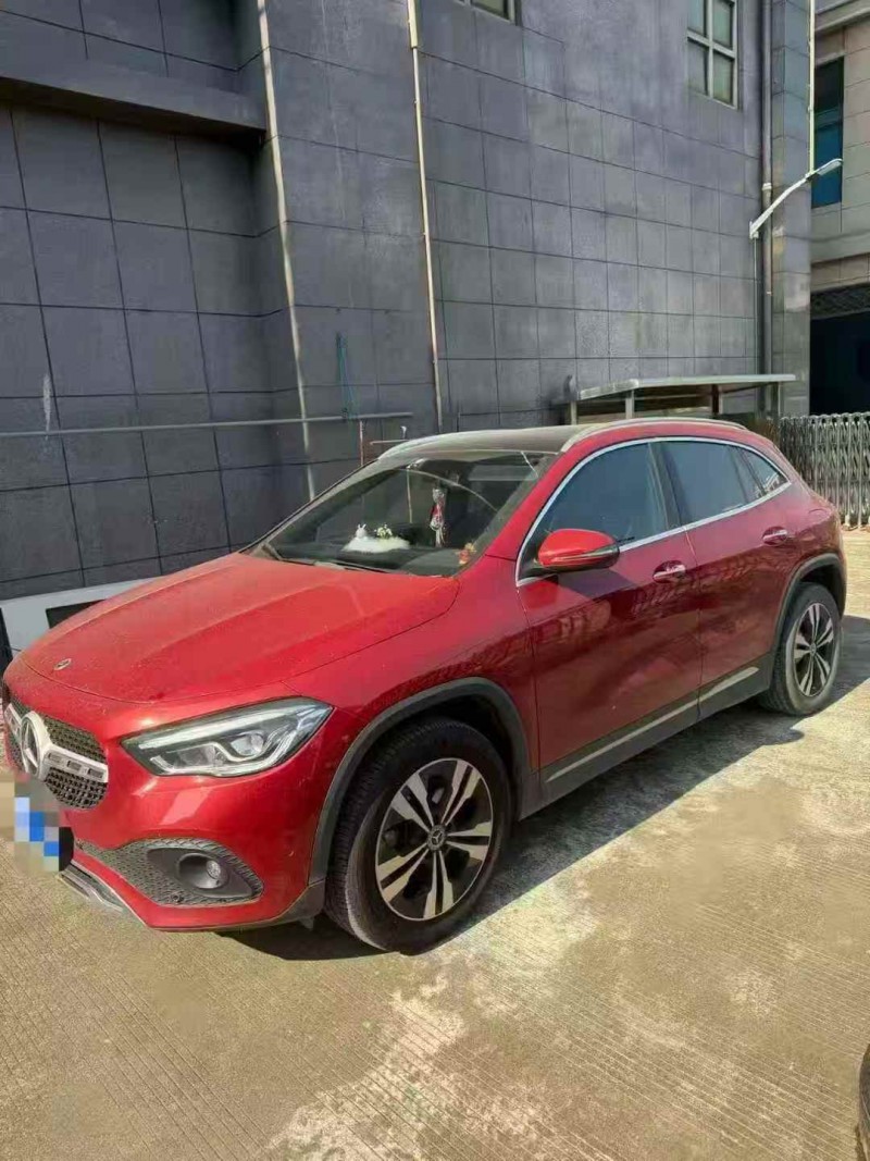金华21年奔驰GLA3