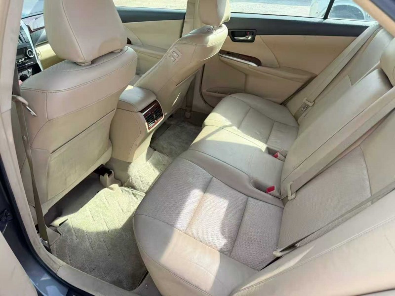 中山13年丰田凯美瑞7