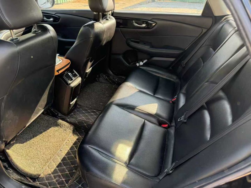 中山18年本田凌派8