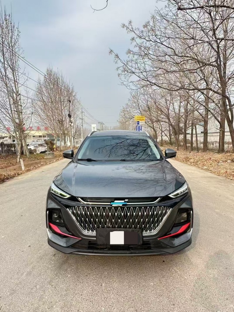 菏泽23年长安汽车欧尚1