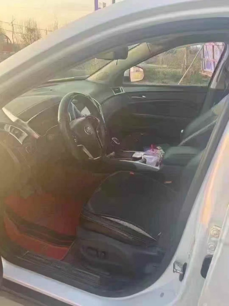 菏泽15年凯迪拉克SRX4