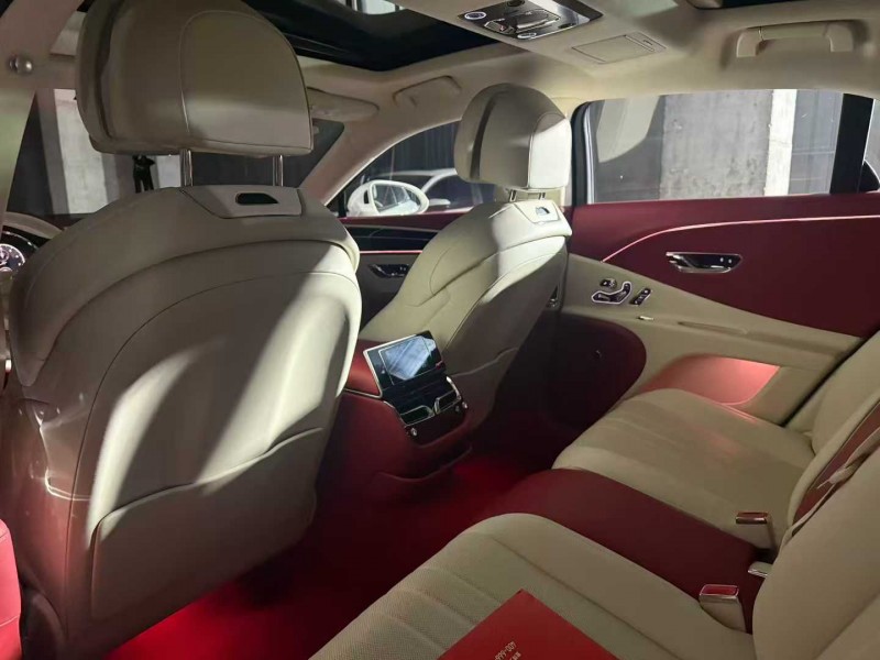 东莞25年宾利飞驰3