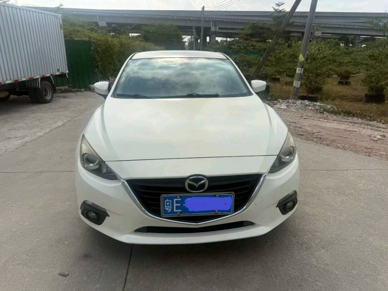 中山15年马自达昂克赛拉1