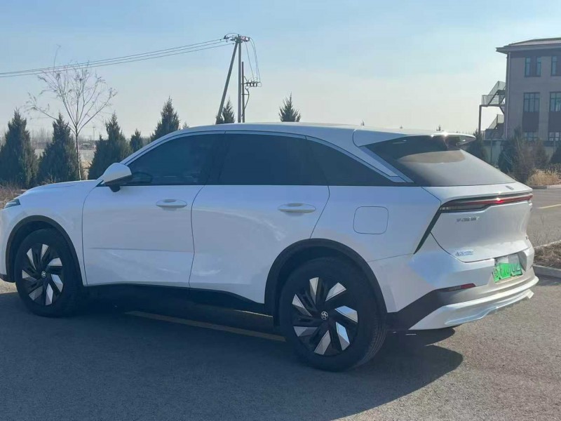 唐山25年启辰大V8