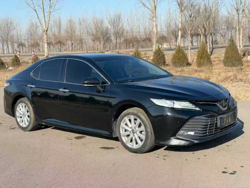 唐山19年丰田凯美瑞2
