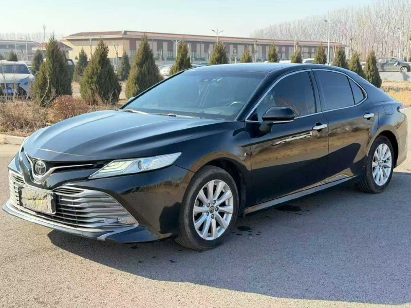 唐山19年丰田凯美瑞3